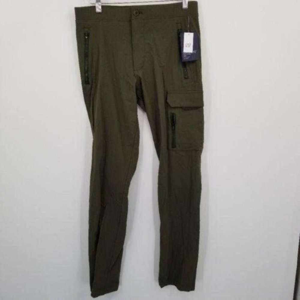 Gap Hybrid Everyday Performance Plants 30 × 32